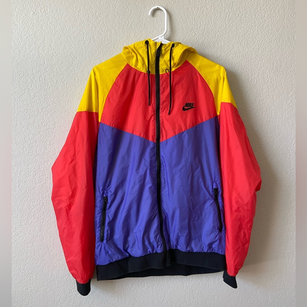 Nike Windrunner Amplify Heritage Multicolor Men’s Jacket